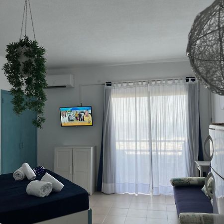 Piera'S Paraiso Seaview Плая Параизо Екстериор снимка